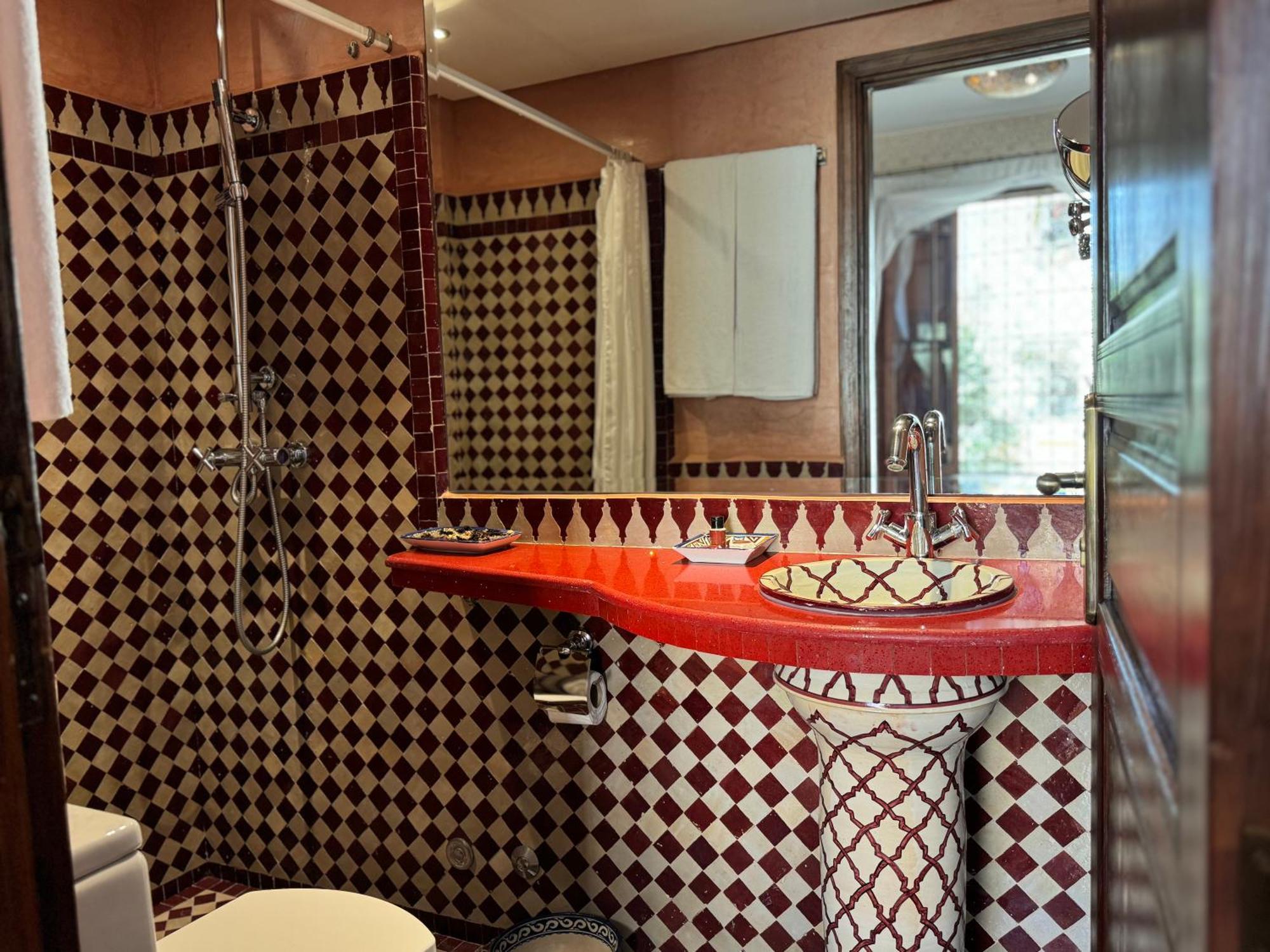 Riad Mazar Fez Buitenkant foto