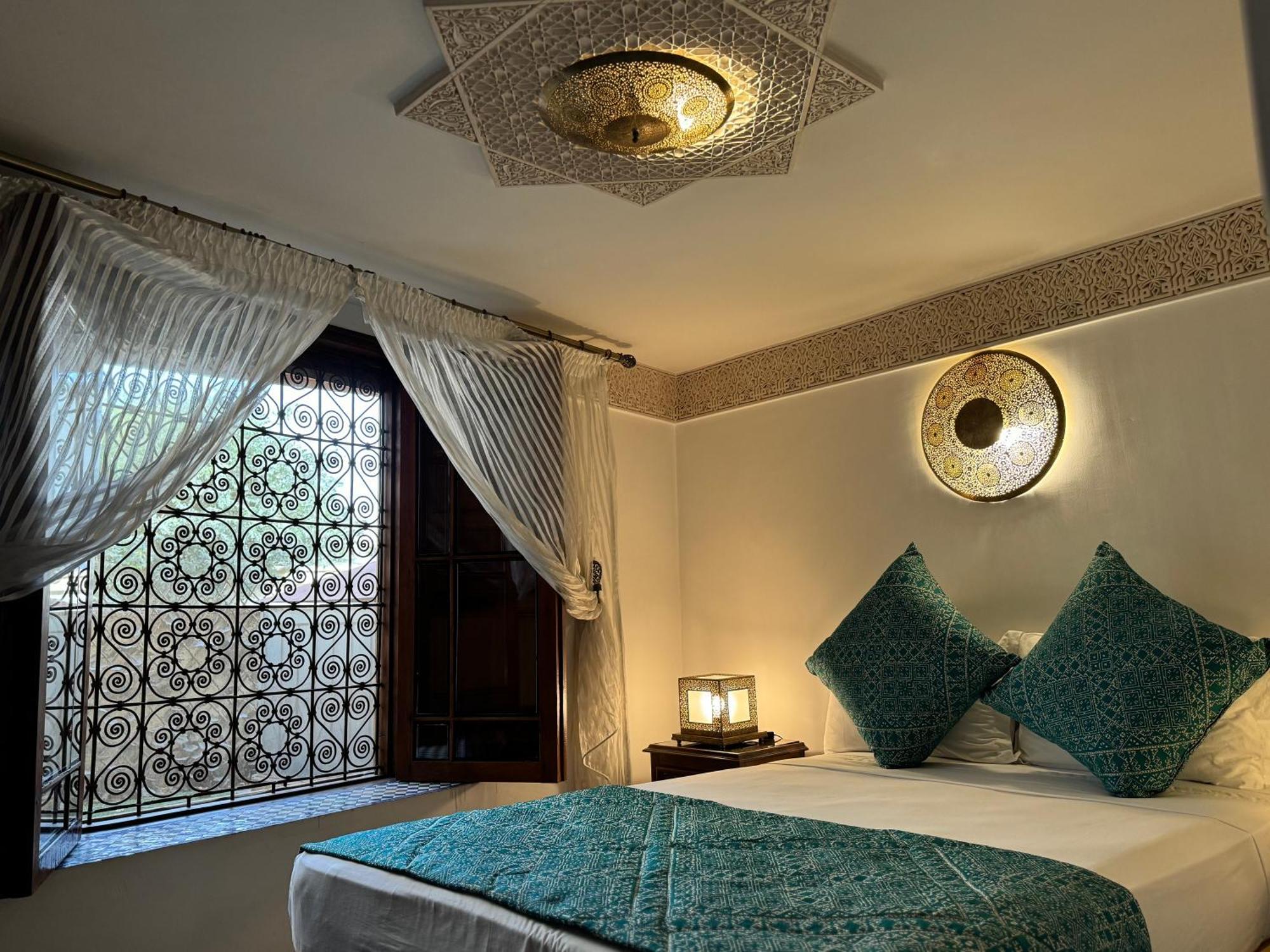 Riad Mazar Fez Buitenkant foto